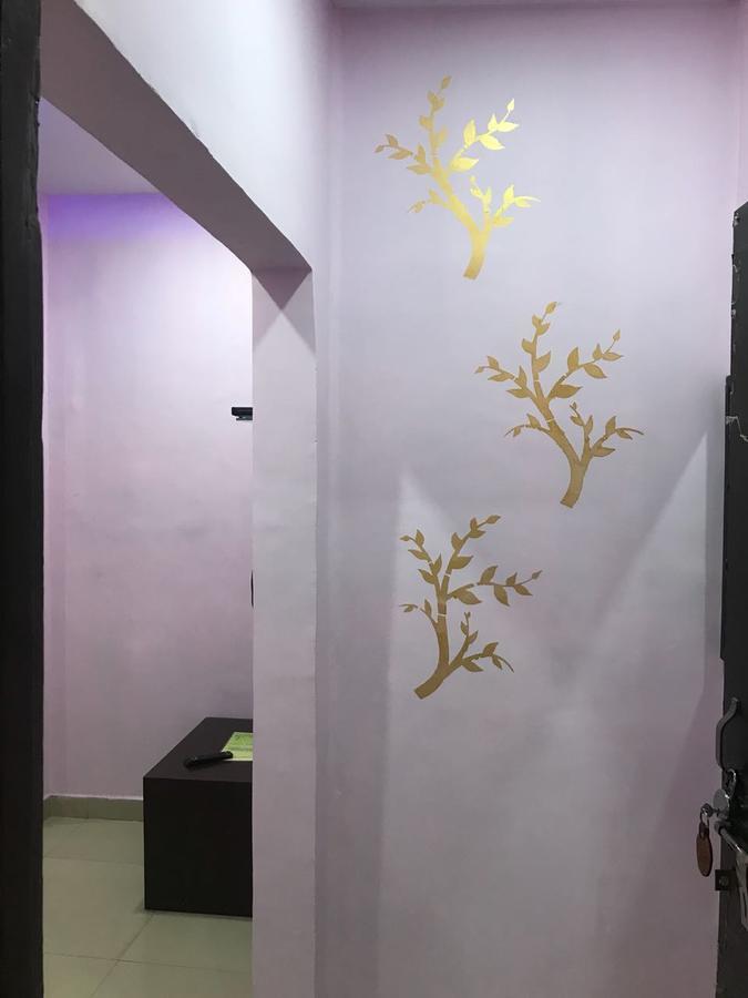 Hotel Atithi Galaxy Канпур Екстериор снимка